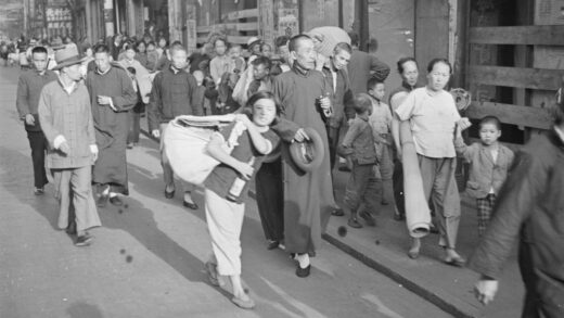 【jpg清晰版】难民家庭上海.jpg