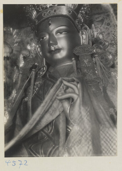【jpg清晰版】雍和宫喇嘛教神像细节展示第三只眼和手.jpg