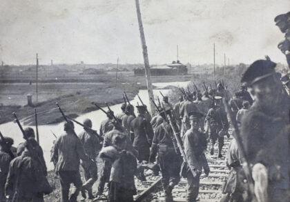 【jpg清晰版】革命军士兵向大智门撤退.jpg