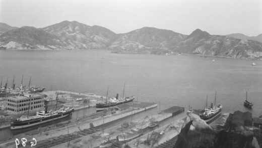 【jpg清晰版】香港太古船坞的蒸汽船.jpg