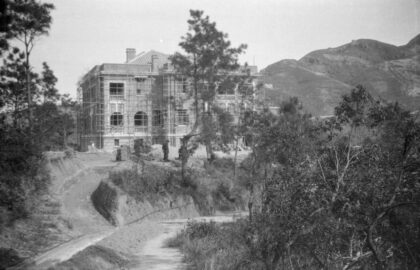 【jpg清晰版】香港宝马山道woodside建筑设有脚手架.jpg