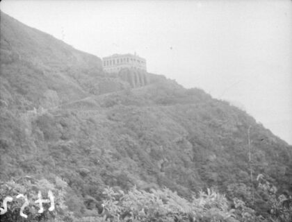 【jpg清晰版】香港山顶卢吉道27号.jpg