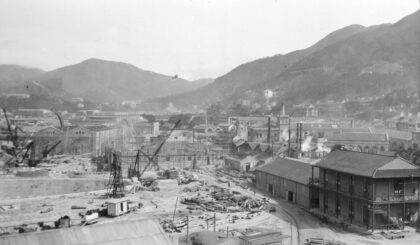 【jpg清晰版】香港皇家海军干船坞建设中.jpg