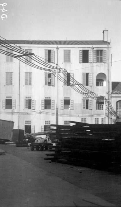 【jpg清晰版】香港霍茨码头的中国住宅.jpg