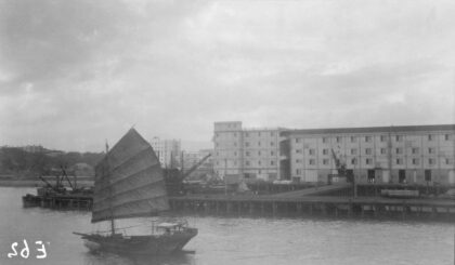 【jpg清晰版】香港霍茨码头的仓库.jpg