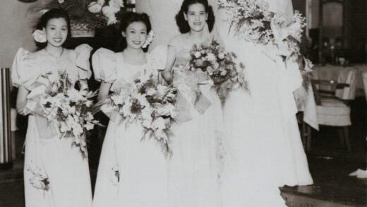 【jpg清晰版】马德琳·傅小姐与伴娘们香港1947年.jpg