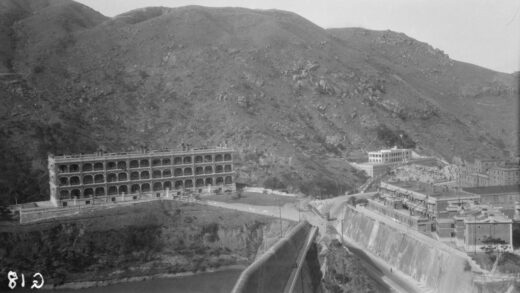 【jpg清晰版】鲗鱼涌水库、士丹利台和太古糖厂（鰂鱼涌学校）香港.jpg