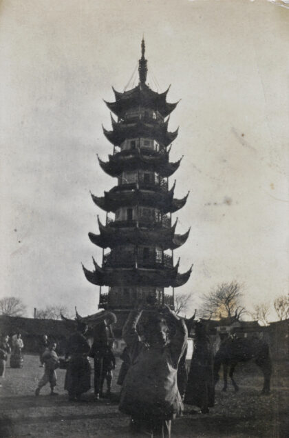 【jpg清晰版】龙华塔上海.jpg