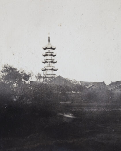 【jpg清晰版】龙华塔龙华寺上海.jpg