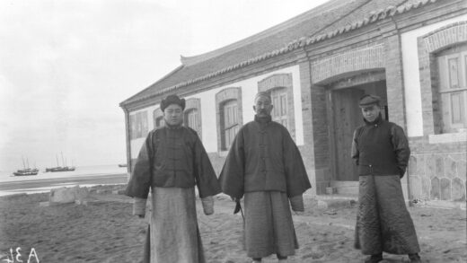 【jpg清晰版】龙口的马探员.jpg