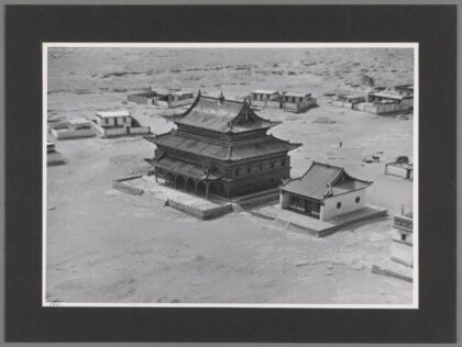宁夏包头间鄂尔多斯沙漠喇嘛寺庙小镇老照片.jpg