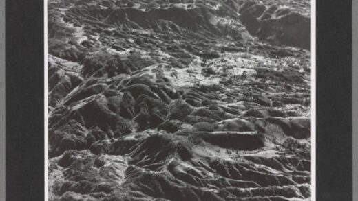 川西北风光秦岭山脉南坡与大白山西安至成都沿途.jpg
