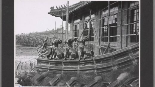 广州大学建设中的土丘与衡阳机场建设对比照片.jpg