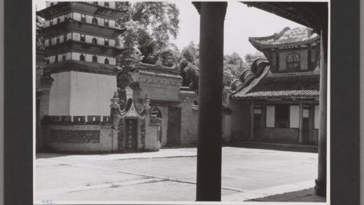 昆明宝塔老照片.jpg