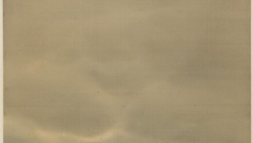 何香凝 海月图轴.jpg