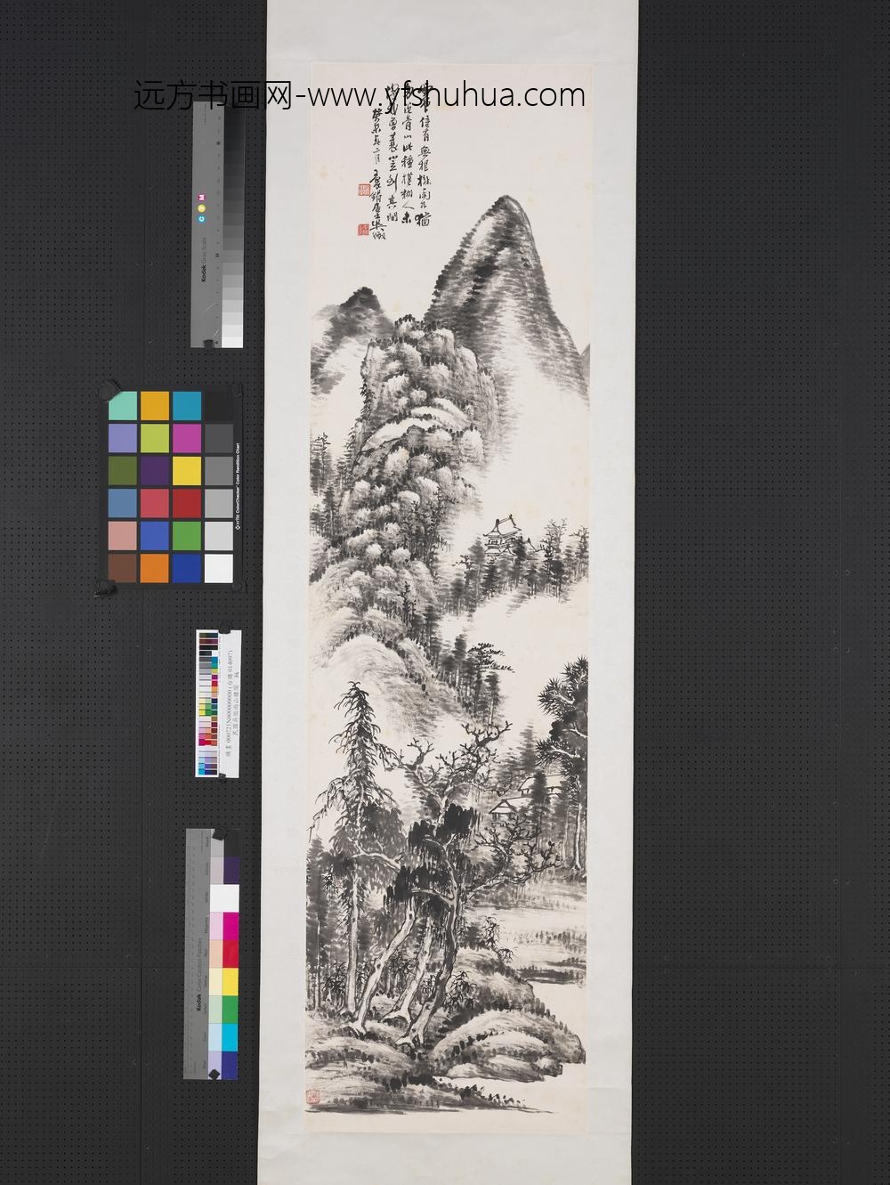 民国吴征雨山楼阁轴