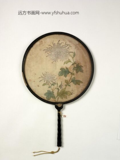 清人画菊成扇 1.jpg