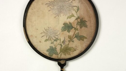 清人画菊成扇 1.jpg