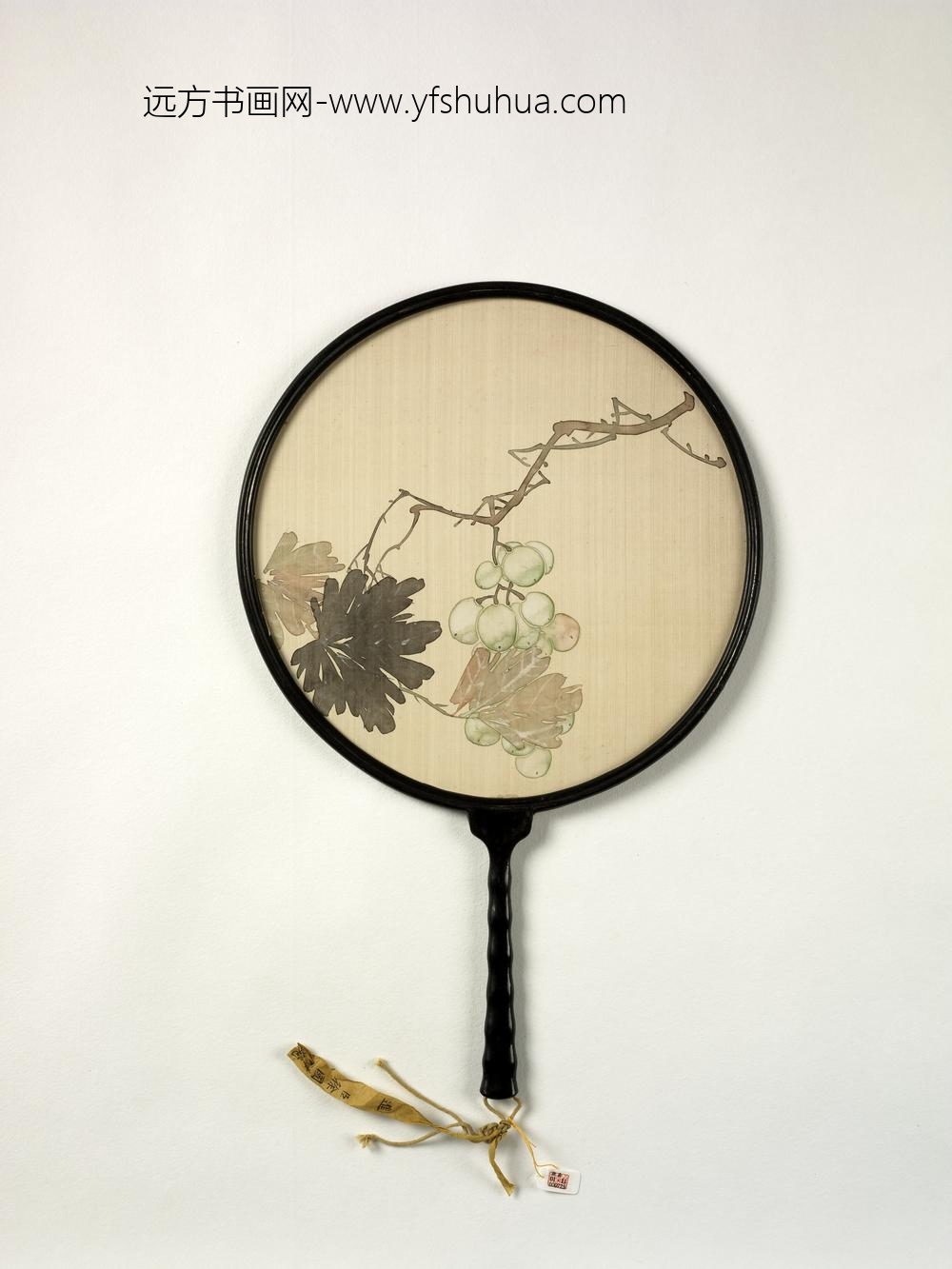 清人画葡萄成扇-