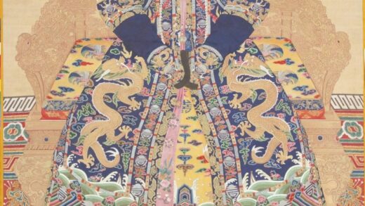 清 清人画孝仪纯皇后朝服像轴.jpg