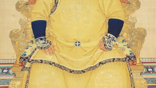 清 清人画皇太极朝服像轴.jpg