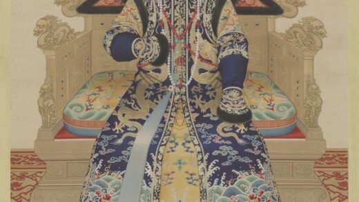 清人画孝圣宪皇后朝服像轴.jpg