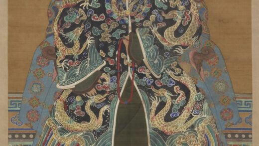 清代宫廷仕女像（增绘龙袍）.jpg